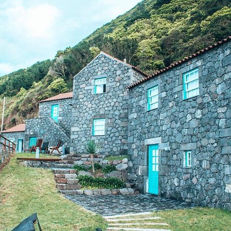 Abrigo Da Cascata - Casas De Campo - Sao Jorge Calheta  Esterno foto