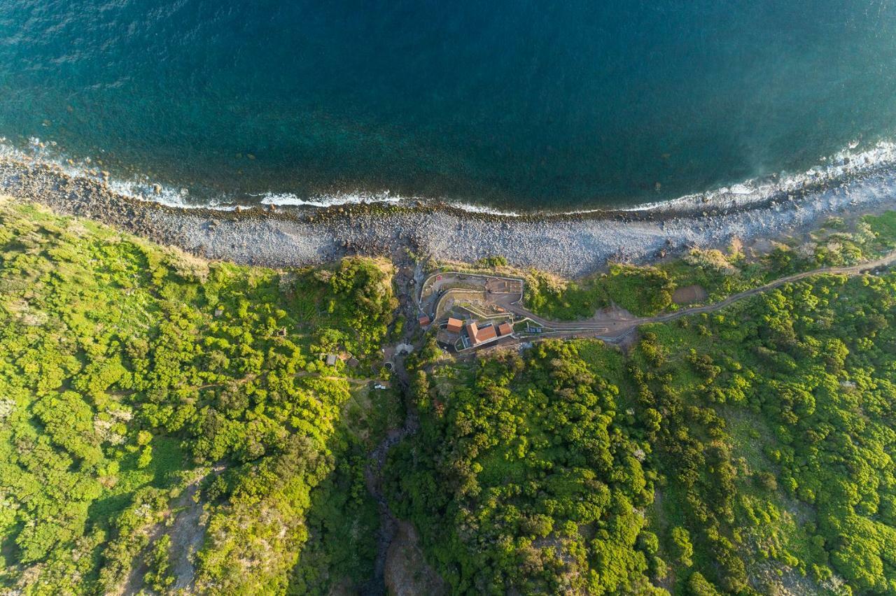 Abrigo Da Cascata - Casas De Campo - Sao Jorge Calheta  Esterno foto